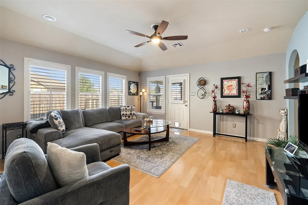 339 Strawberry Blonde Drive Buda TX 78610