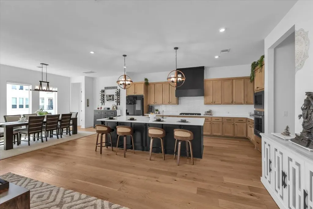 2312 Mondello Path Leander TX 78641