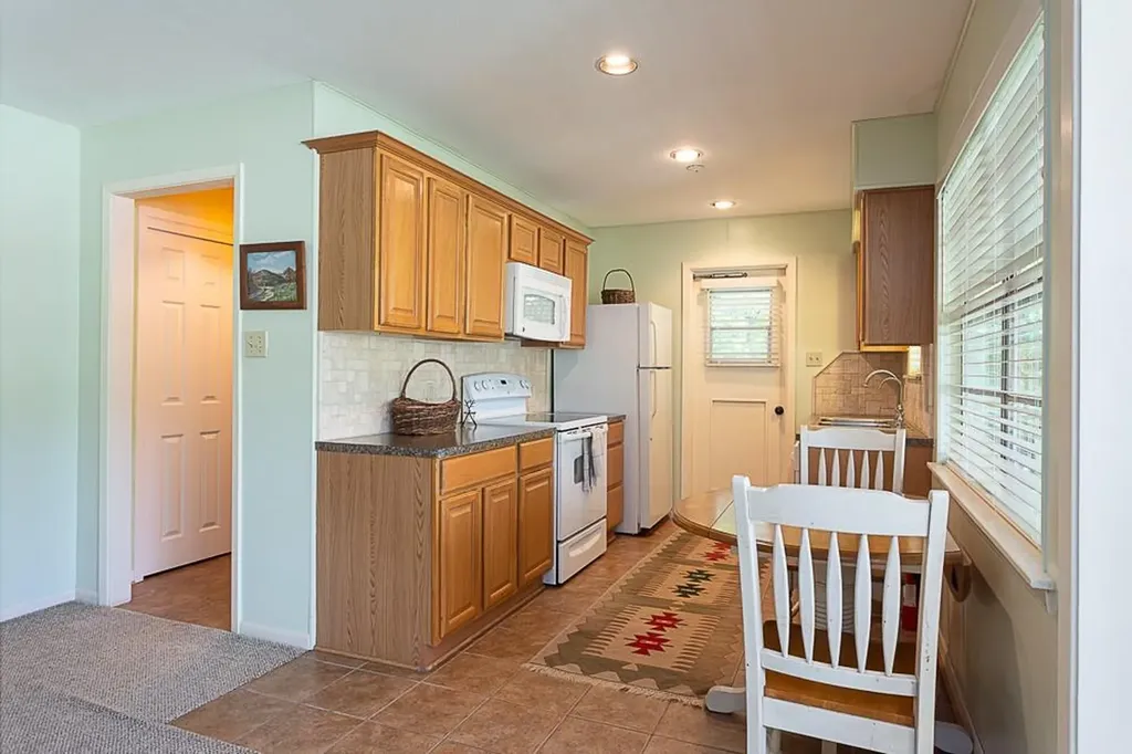 3721 Firemans Trail Lago Vista TX 78645