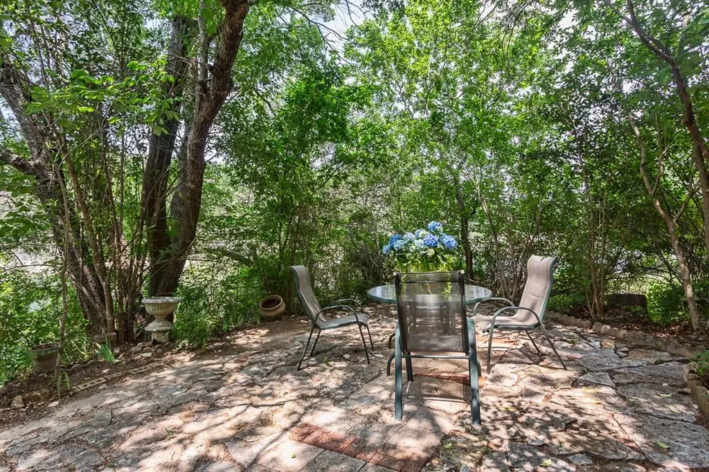 3721 Firemans Trail Lago Vista TX 78645