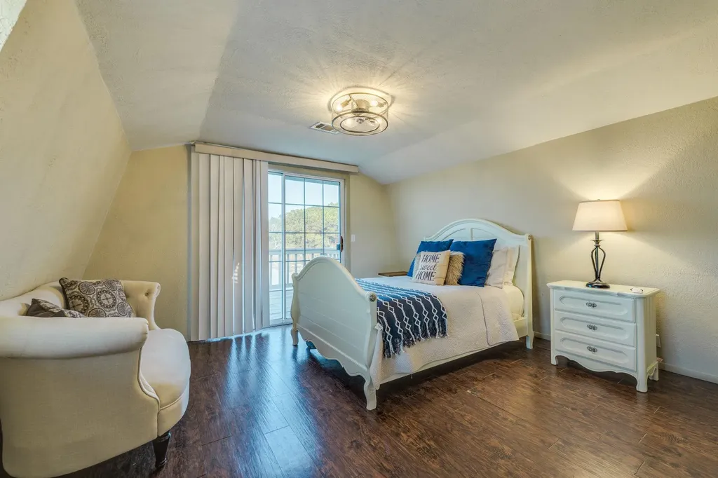 281 Kloster Lane Blanco TX 78606