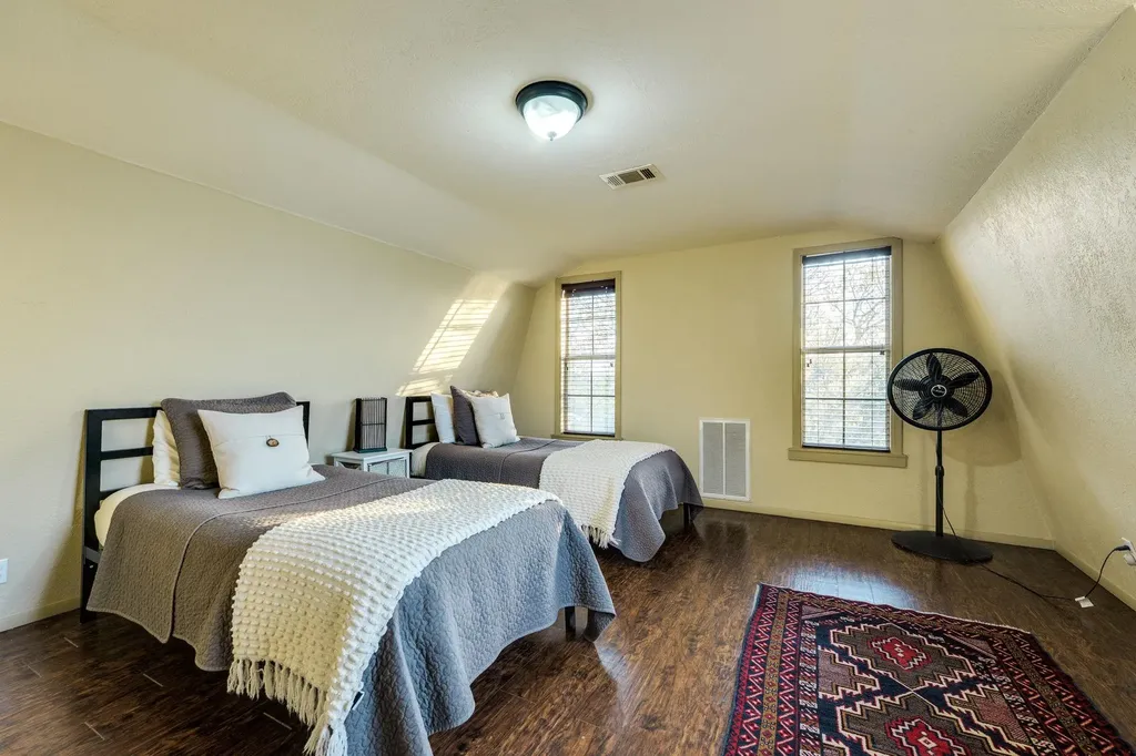 281 Kloster Lane Blanco TX 78606