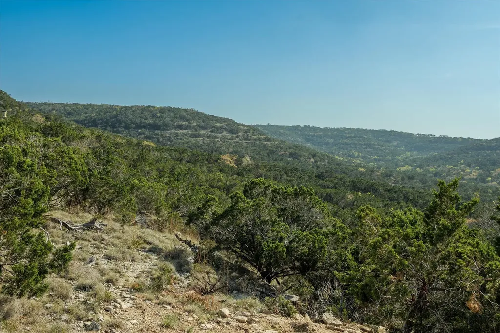 281 Kloster Lane Blanco TX 78606