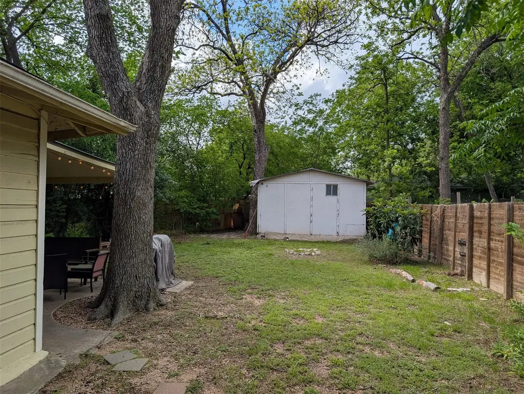 5402 Harmon Avenue Austin TX 78751