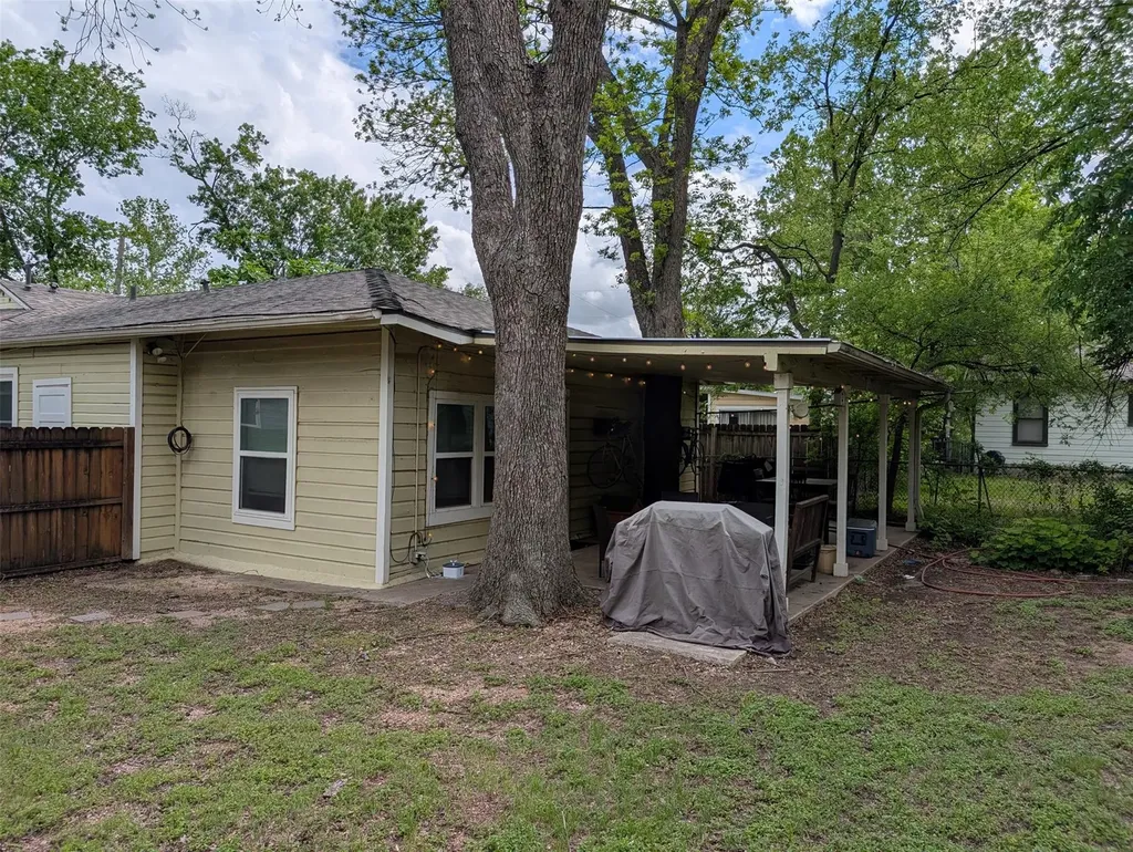 5402 Harmon Avenue Austin TX 78751