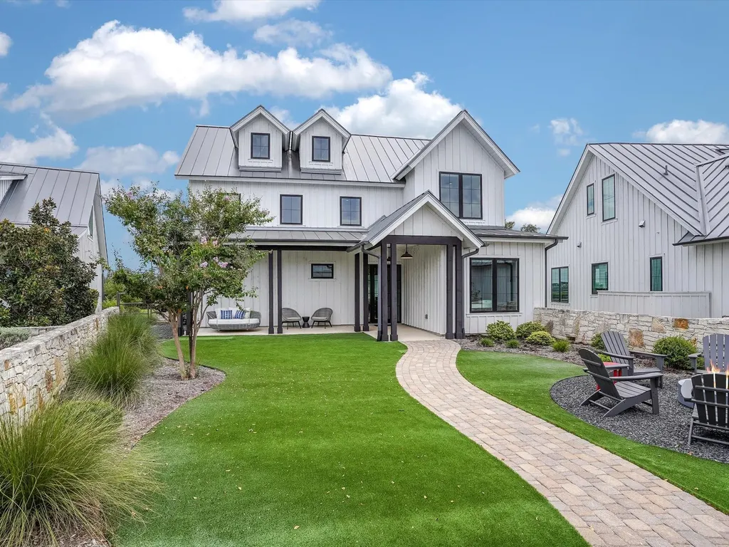 19601 Flying J Boulevard Spicewood TX 78669