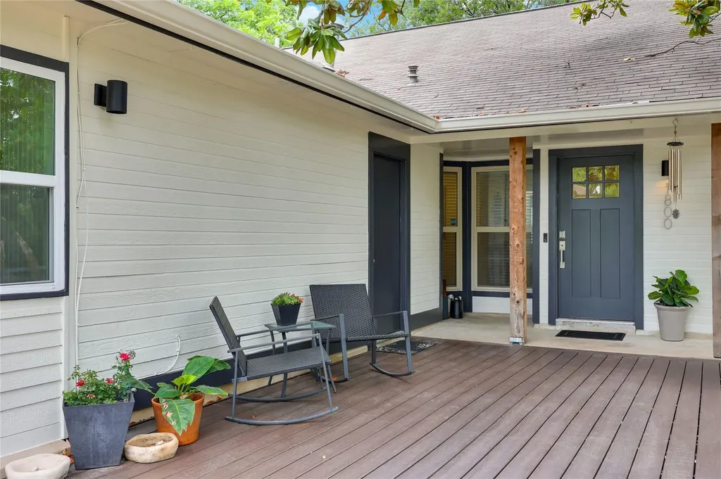 1800 Rainy Meadows Drive Austin TX 78758