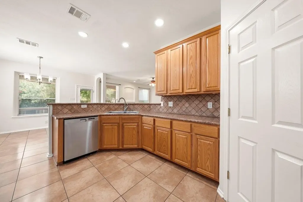 611 Secretariat Drive Cibolo TX 78108