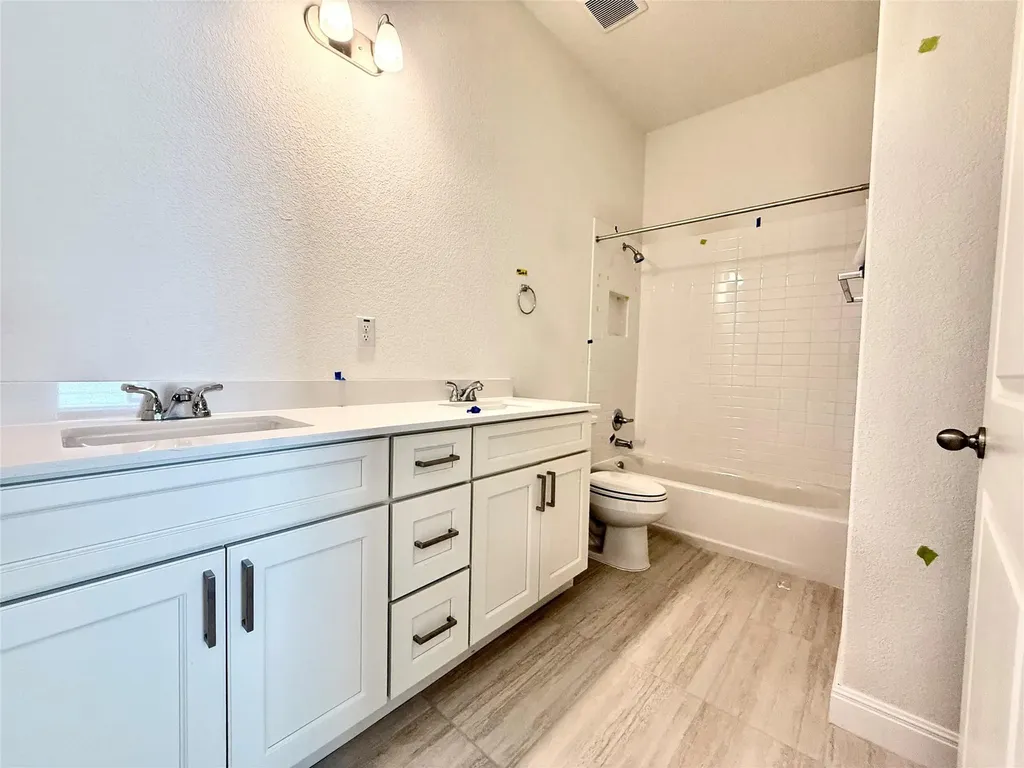 471 Young Street Buda TX 78610