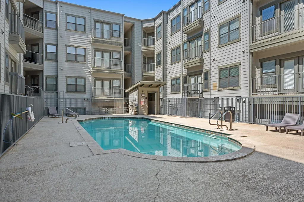 2502 Leon Street Austin TX 78705