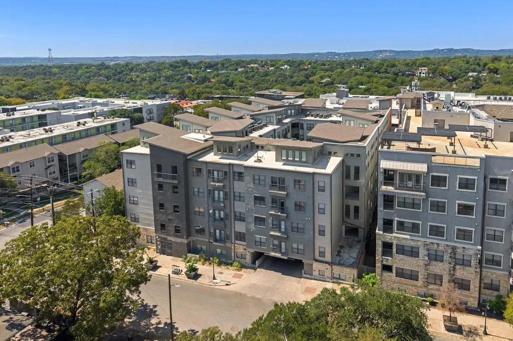 2502 Leon Street Austin TX 78705