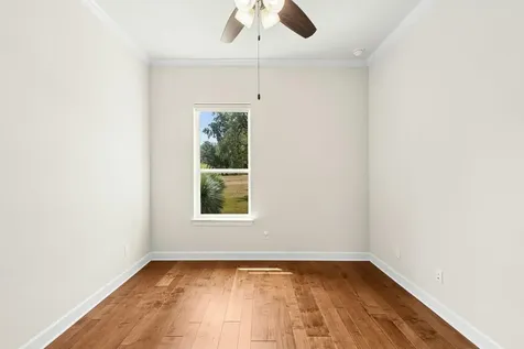 208 Double Horn Trail Spicewood TX 78669