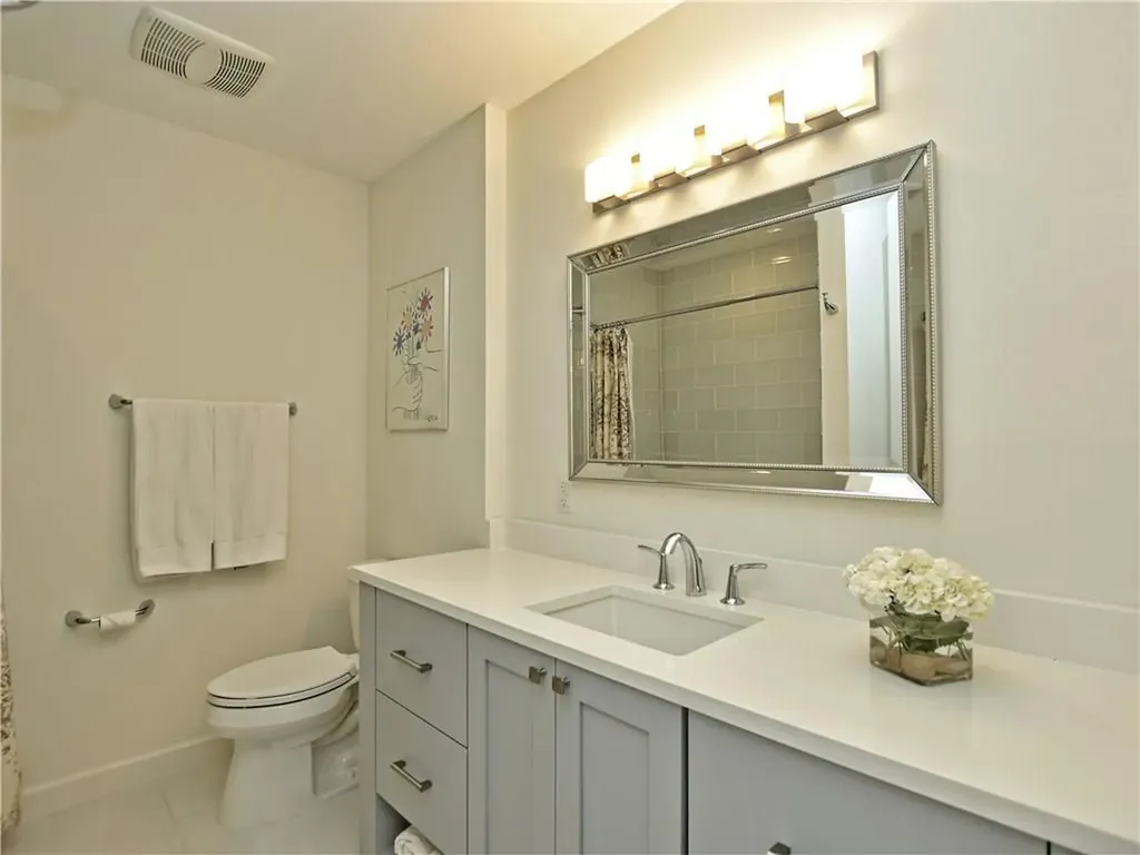 1913 Cullen Avenue Austin TX 78757
