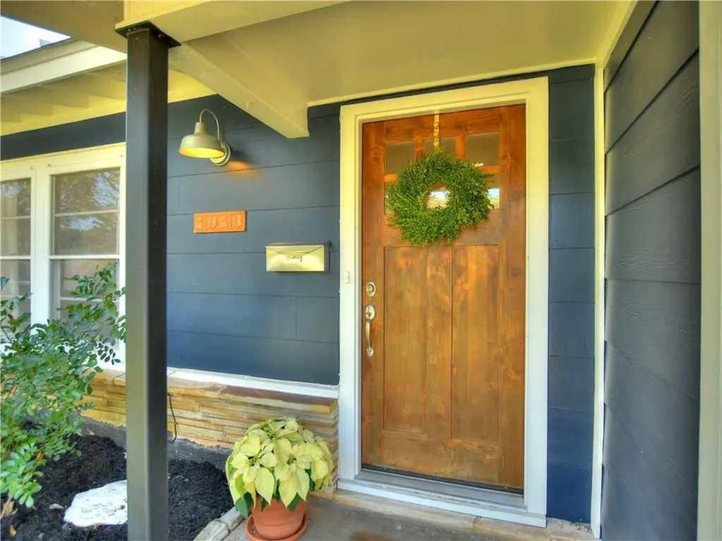 1913 Cullen Avenue Austin TX 78757