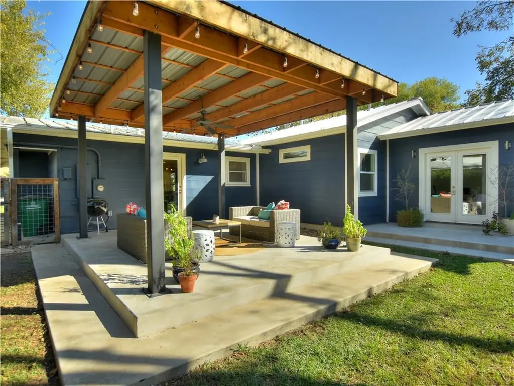 1913 Cullen Avenue Austin TX 78757