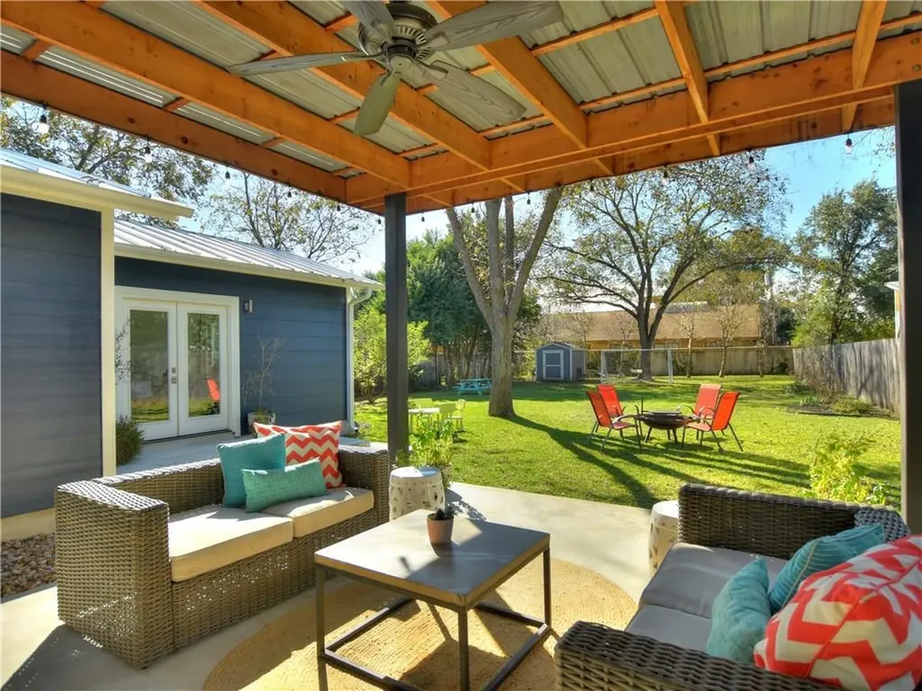 1913 Cullen Avenue Austin TX 78757