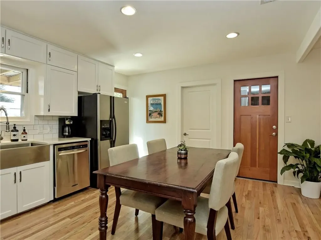 1913 Cullen Avenue Austin TX 78757