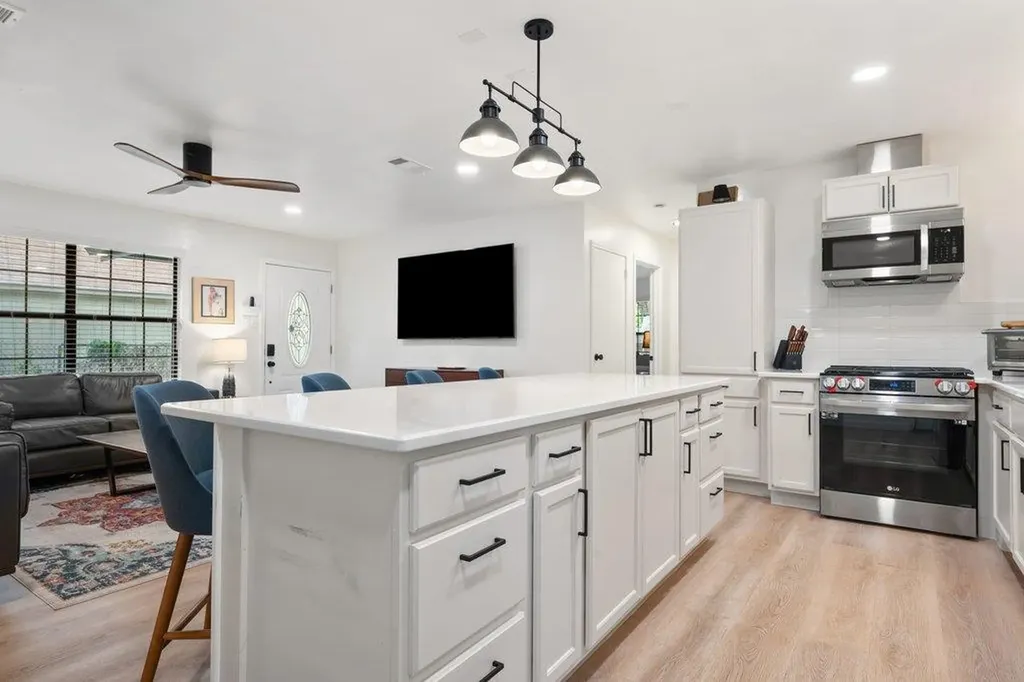 1300 Haskell Street Austin TX 78702