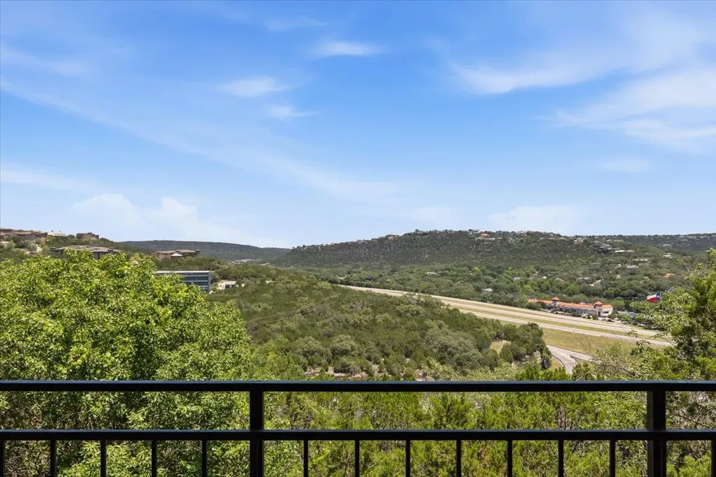 6000 Shepherd Mountain Cove Austin TX 78730