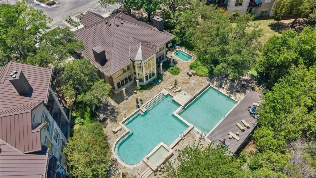 6000 Shepherd Mountain Cove Austin TX 78730