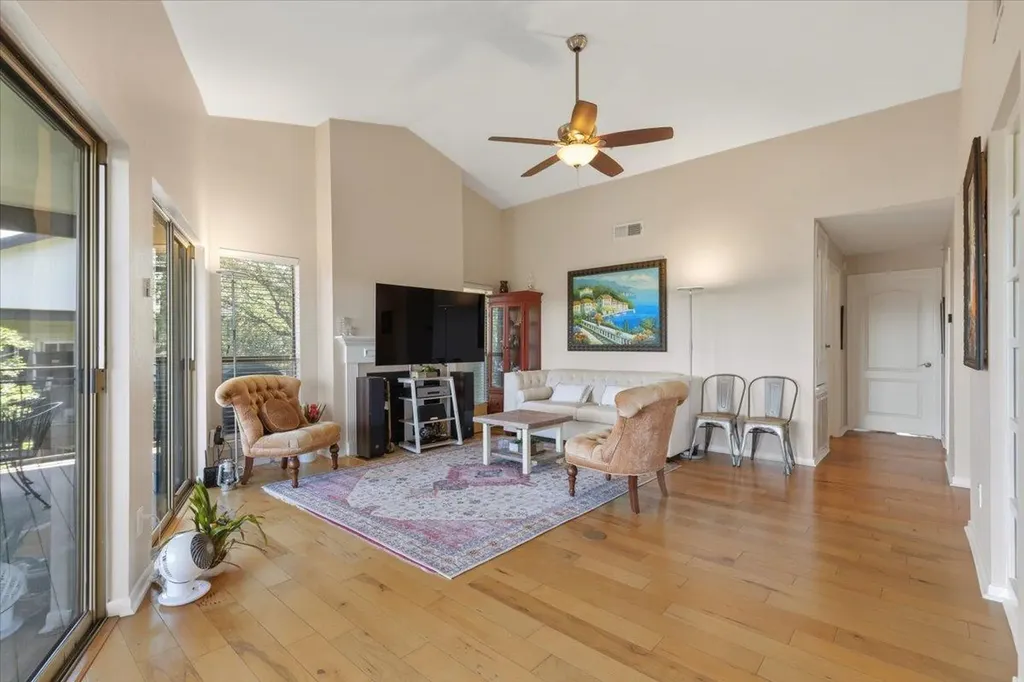 6000 Shepherd Mountain Cove Austin TX 78730