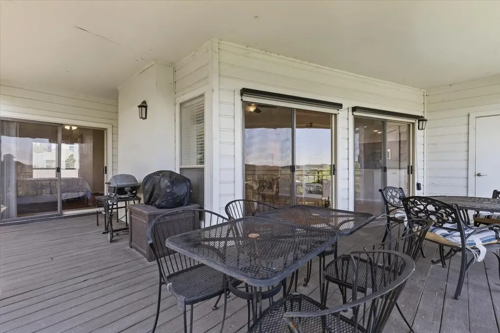 6000 Shepherd Mountain Cove Austin TX 78730