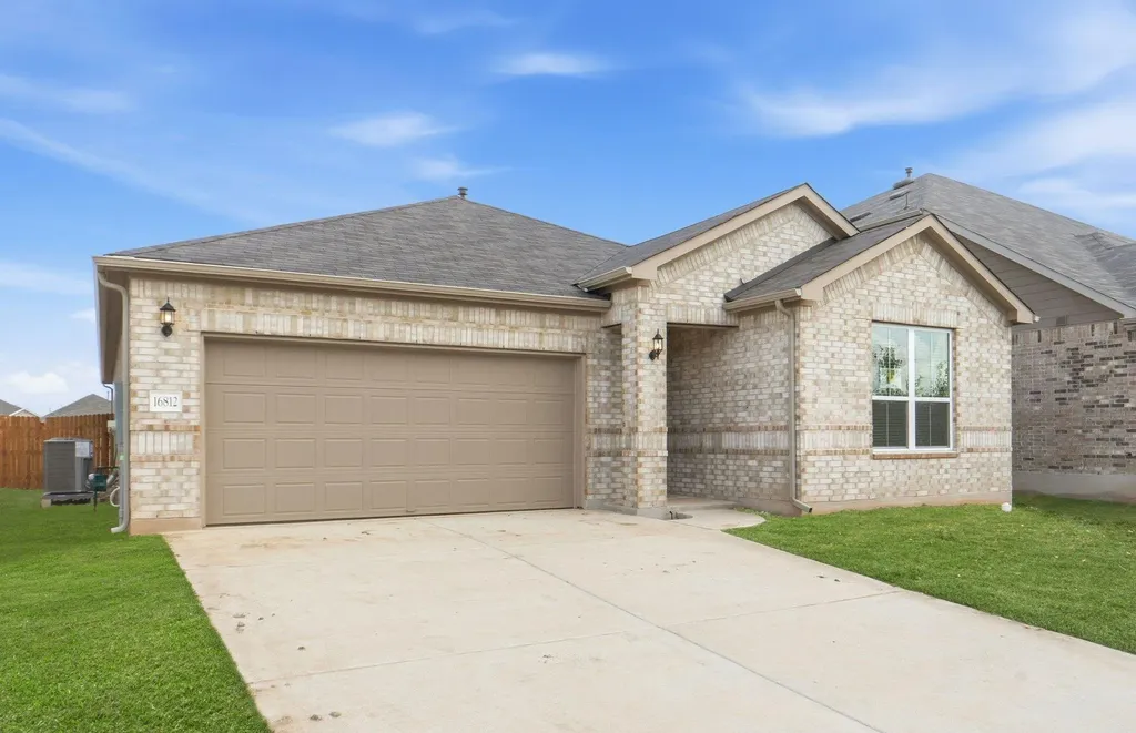 16812 Bustillos Pass Manor TX 78653