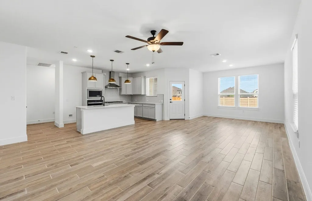 16812 Bustillos Pass Manor TX 78653