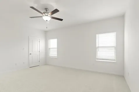 3725 Pin Oak Hills Seguin TX 78155