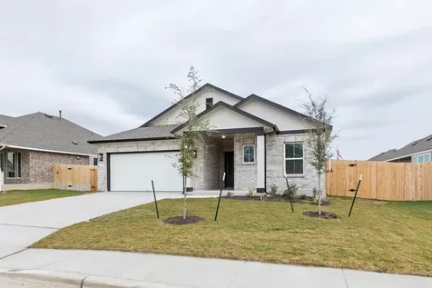 3725 Pin Oak Hills Seguin TX 78155