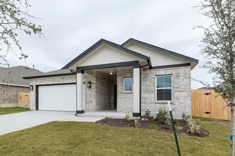 3725 Pin Oak Hills Seguin TX 78155
