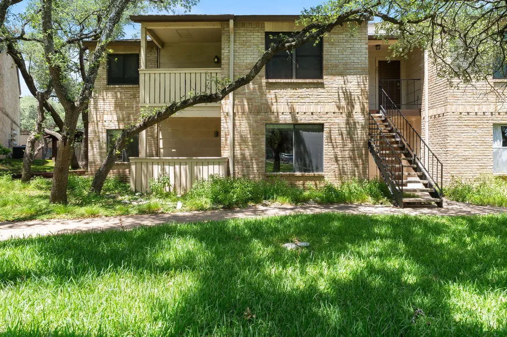 8210 Bent Tree Road Austin TX 78759