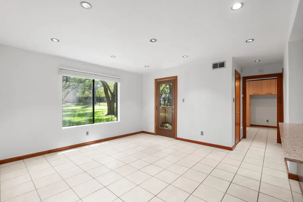 8210 Bent Tree Road Austin TX 78759