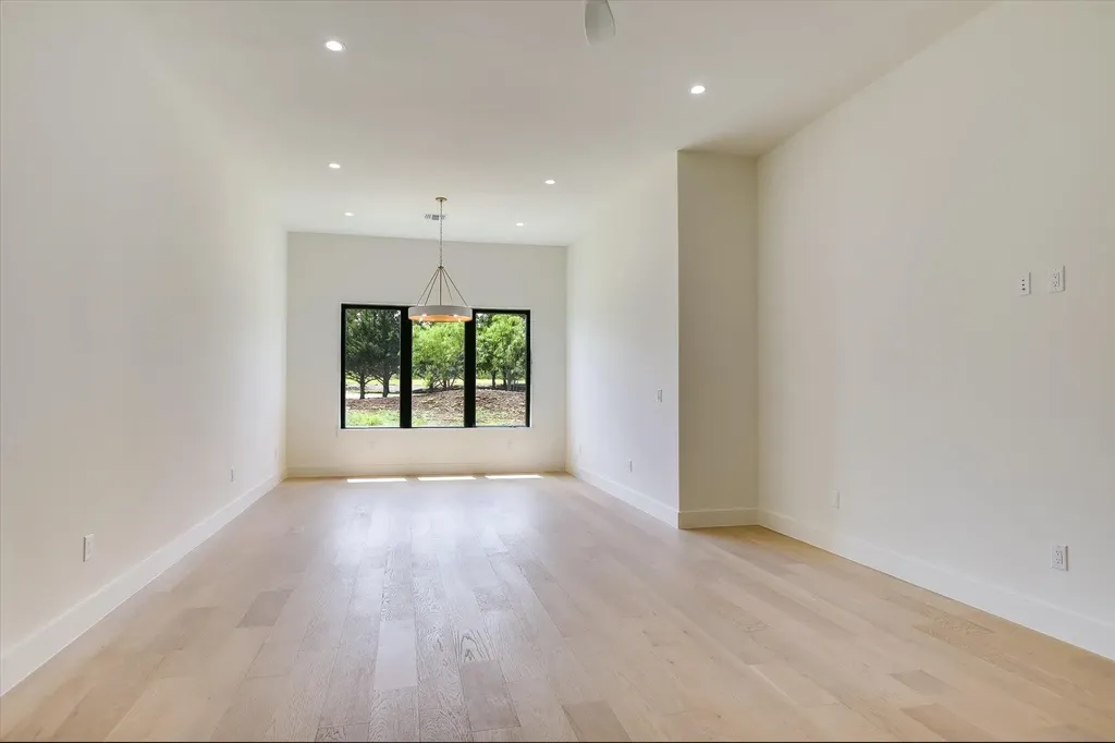 121 Azalea Loop Horseshoe Bay TX 78657
