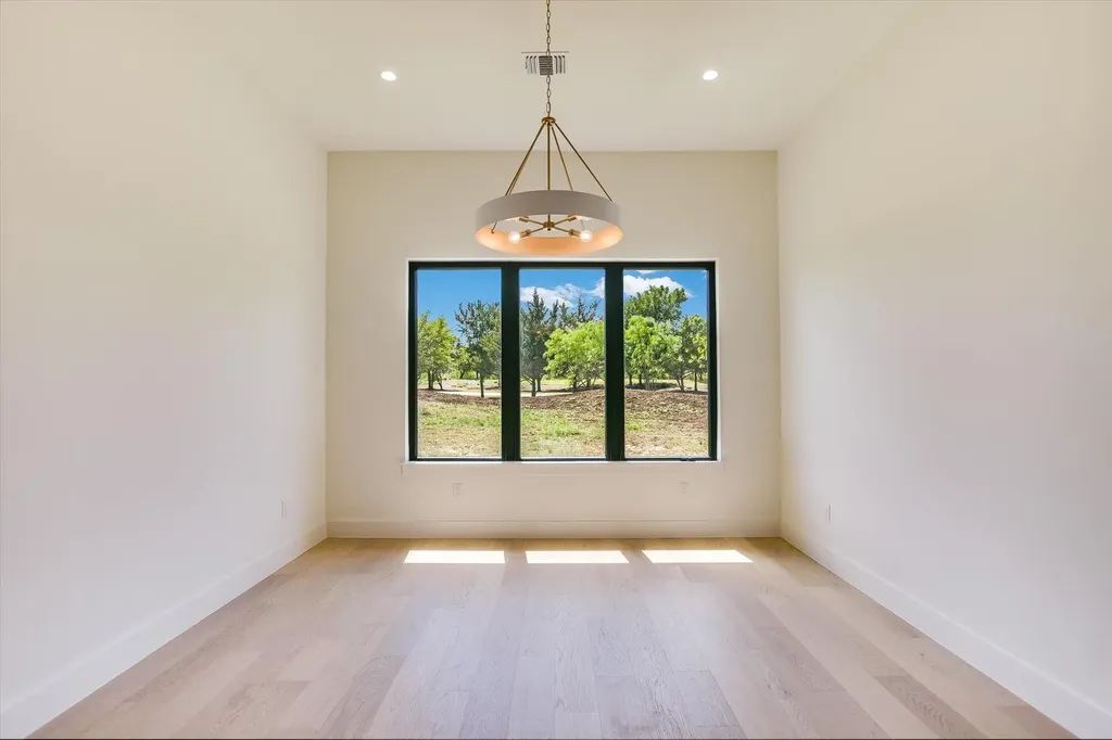 121 Azalea Loop Horseshoe Bay TX 78657