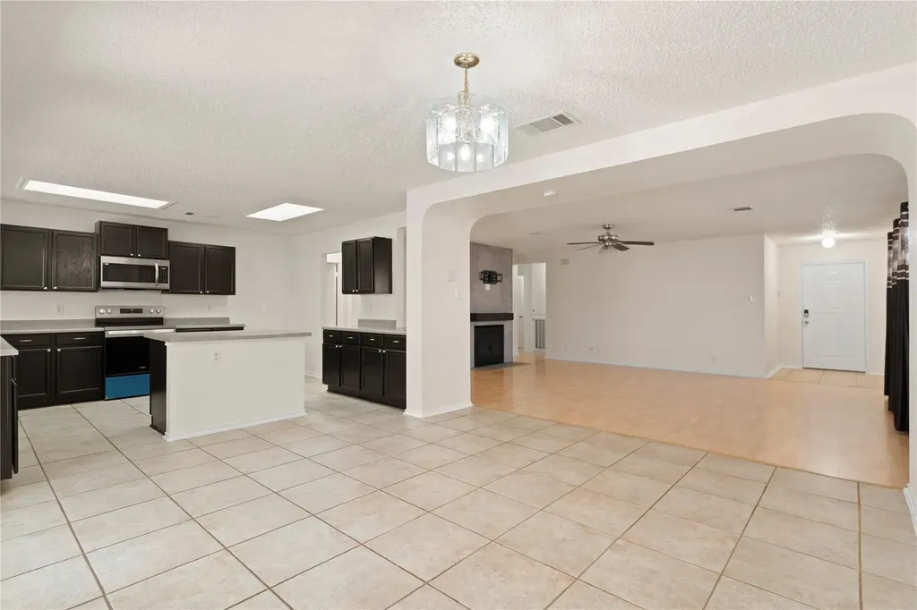 809 Betterman Drive Pflugerville TX 78660