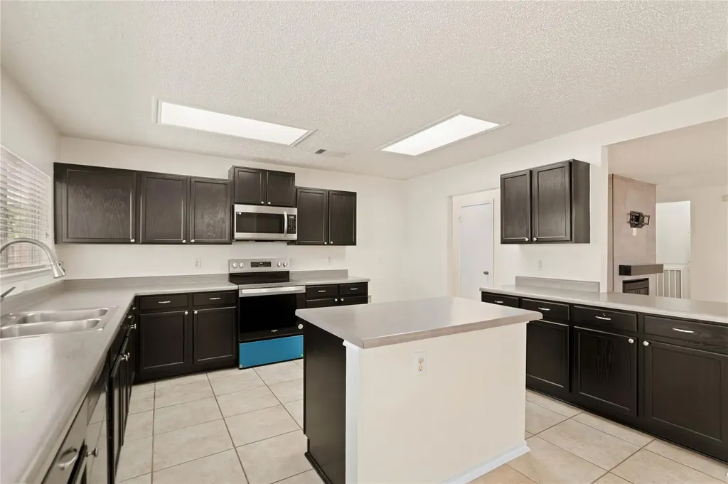809 Betterman Drive Pflugerville TX 78660