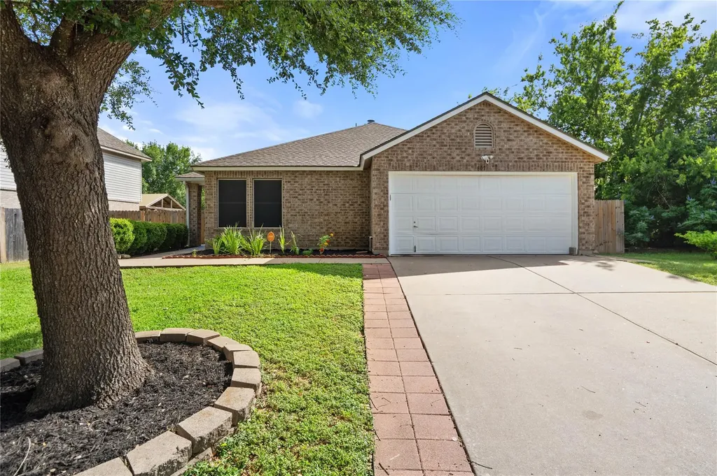 809 Betterman Drive Pflugerville TX 78660