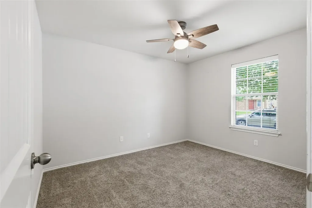18420 Cloudmore Lane Elgin TX 78621