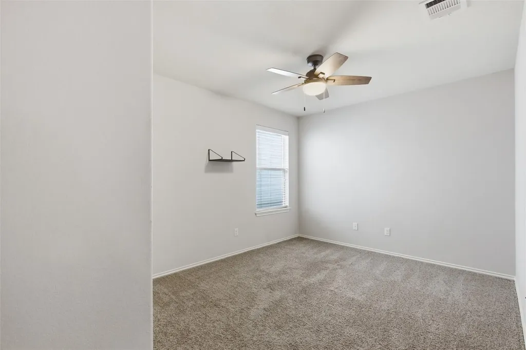 18420 Cloudmore Lane Elgin TX 78621