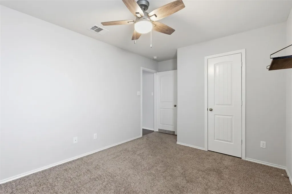 18420 Cloudmore Lane Elgin TX 78621