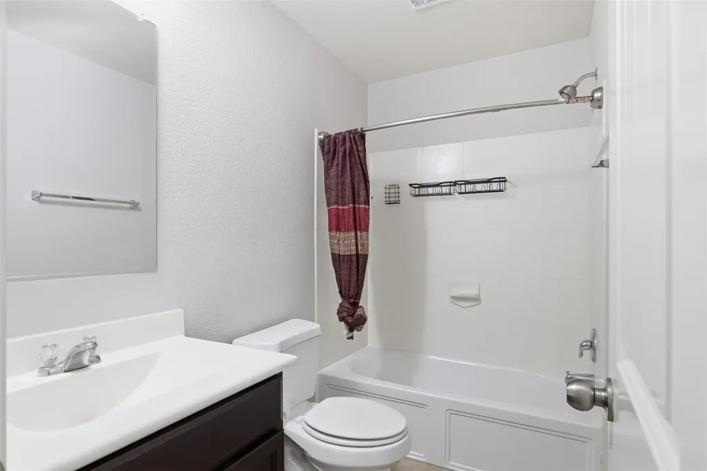 18420 Cloudmore Lane Elgin TX 78621