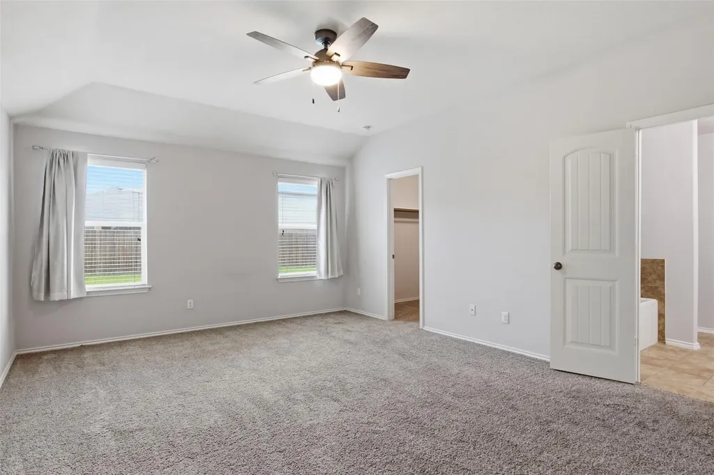 18420 Cloudmore Lane Elgin TX 78621