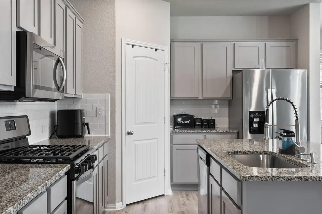 146 Brunnen Way Georgetown TX 78626