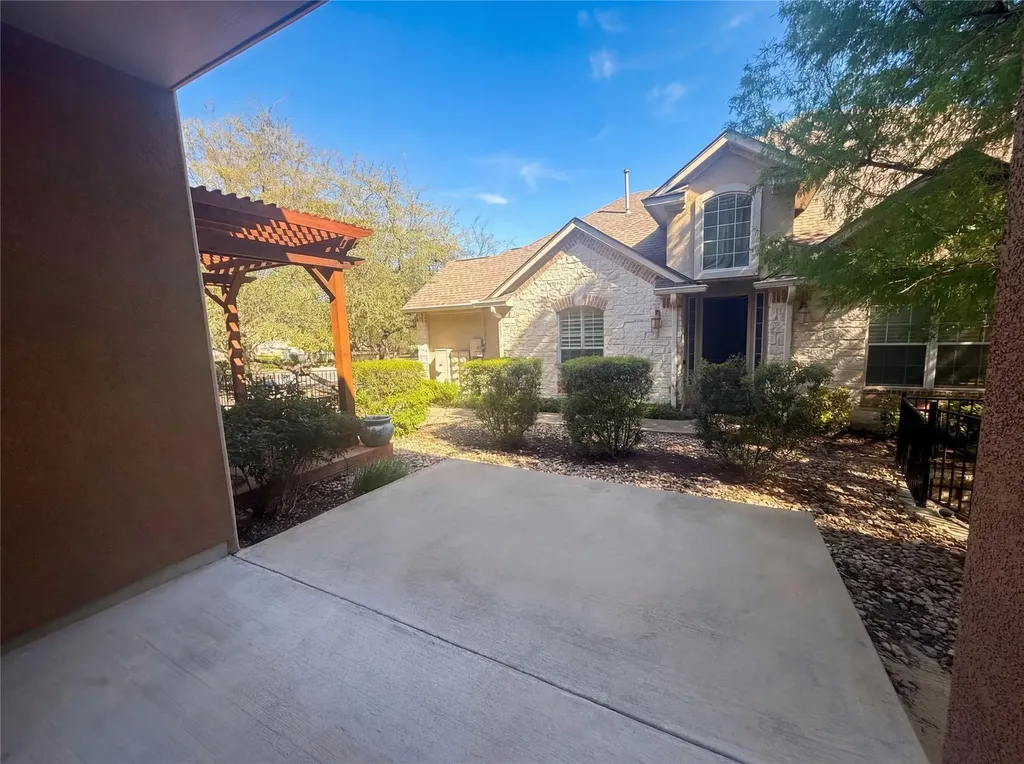 104 Perpetuation Drive Austin TX 78734