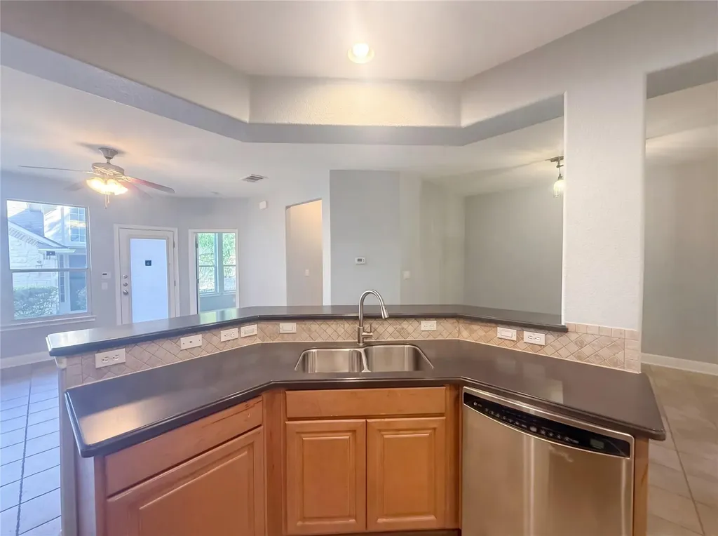 104 Perpetuation Drive Austin TX 78734
