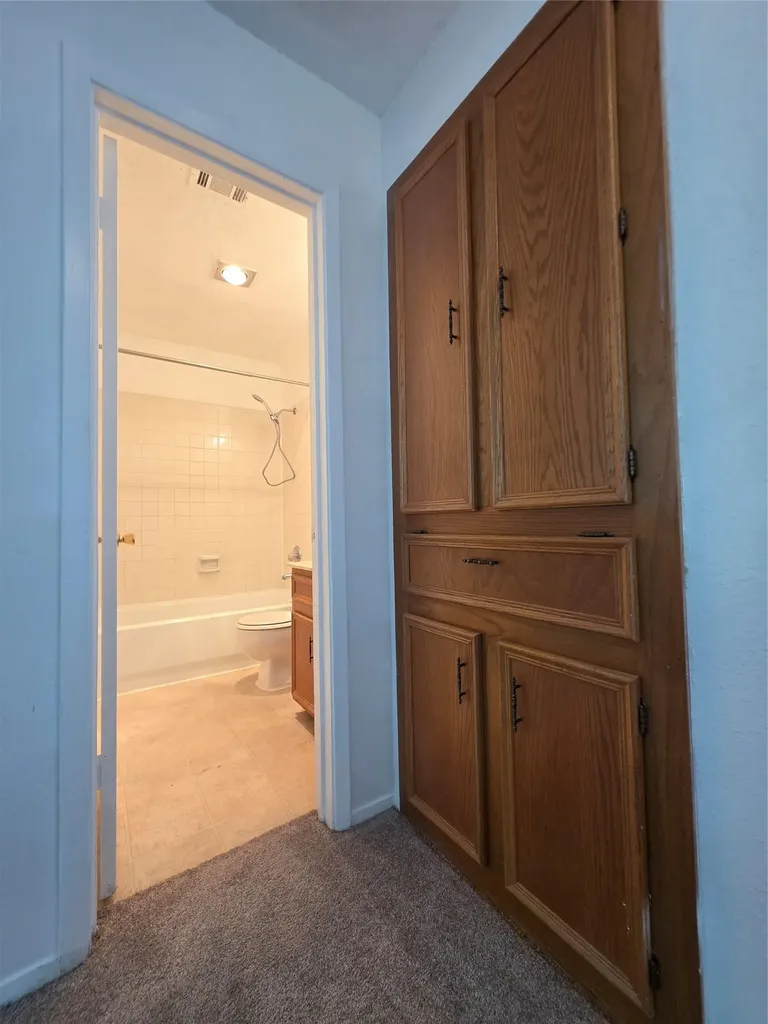 8818 Clearbrook Trail Austin TX 78729