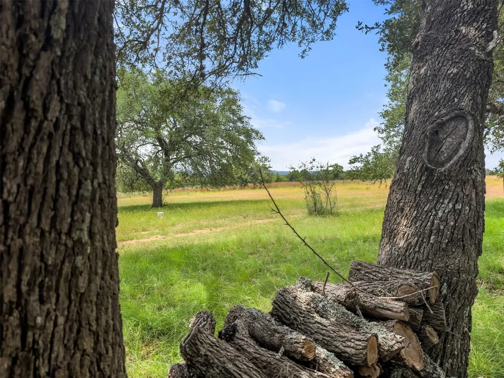 428 Summit Spring Lane Johnson City TX 78636