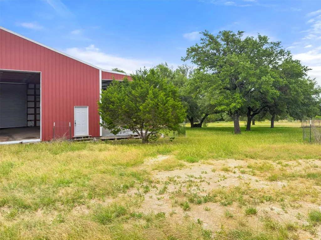 428 Summit Spring Lane Johnson City TX 78636