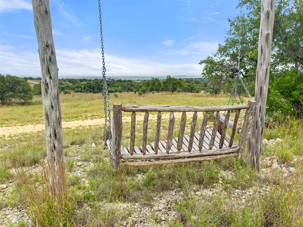 428 Summit Spring Lane Johnson City TX 78636